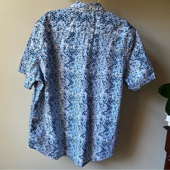 NWOT Robert Graham 2XL honeycomb print blue classic fit button up shirt sleeve - Picture 4 of 8